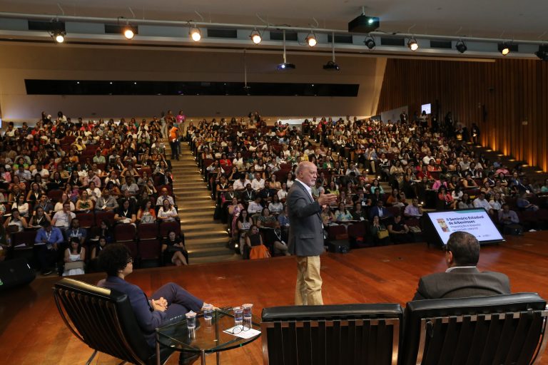 Seminário prepara profissionais da saúde para enfrentamento das arboviroses em Minas ... 